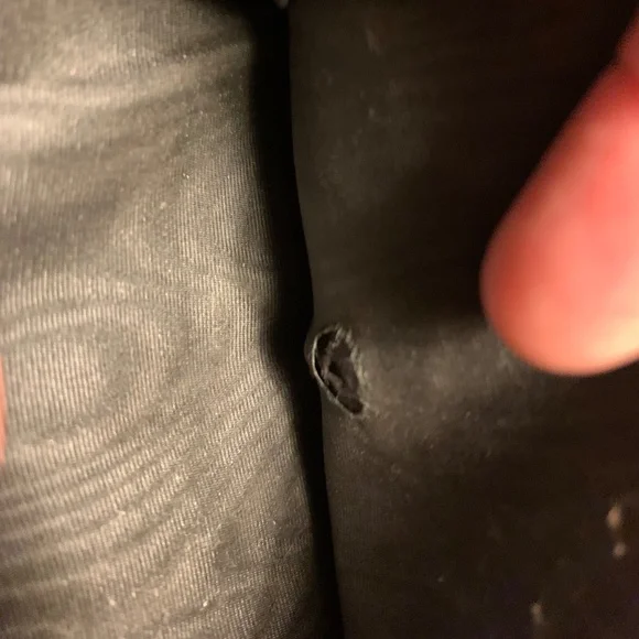 CHANEL BLACK CC Wallet, Vintage - Picture 6 of 10